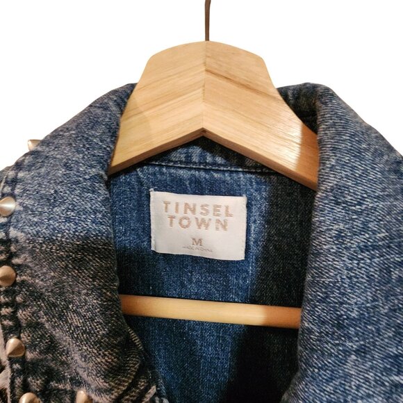 Distressed Denim Jacket With Embroidered Patches & Stud Details  Medium Size  Ti - Picture 3 of 5